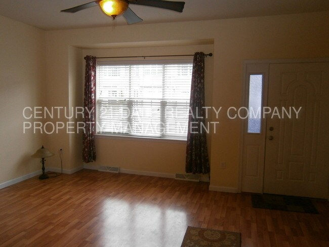 Building Photo - 2490 Schultz Way