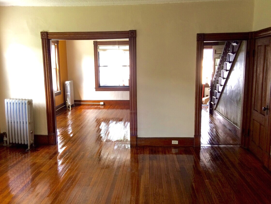 Primary Photo - 19 Maple Ave