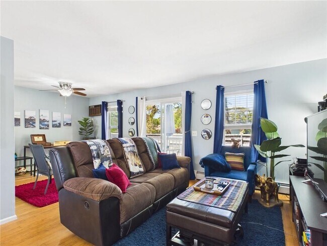 Foto del edificio - 565 Quaker Ln