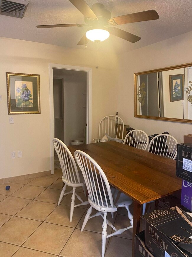 Building Photo - 3358 Meridian D Way
