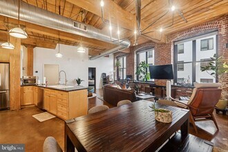 Building Photo - 1147 N 4th St