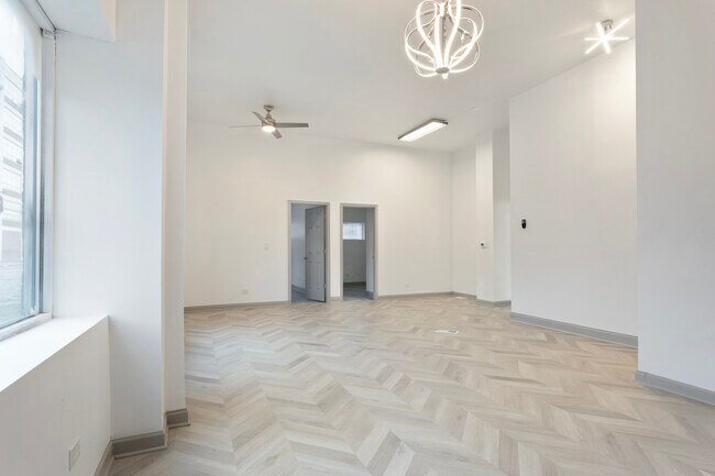 Foto del edificio - 2602 W 23rd St