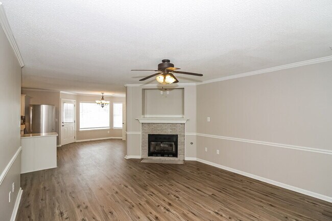 Foto del edificio - 7362 Stonegate Blvd