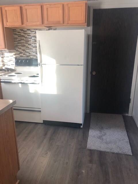 Building Photo - 225 W Interstate Ave