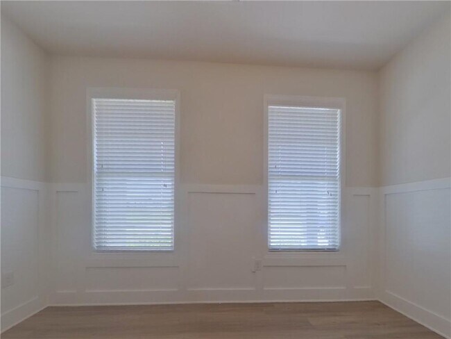 Building Photo - 4272 Bella View Dr