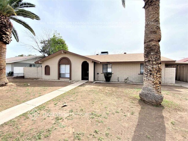 Building Photo - 3751 W Shangri-la Rd