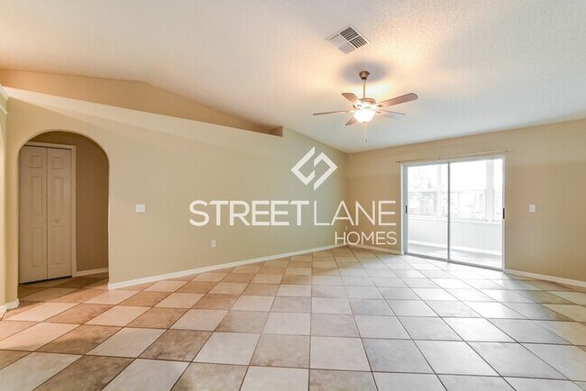 Building Photo - NOW OFFERING FIRST 2 FULL MONTH FREE OR A ...