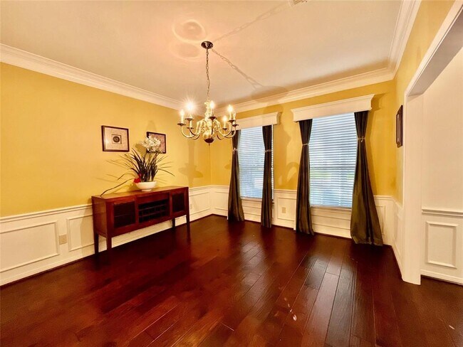 Foto del edificio - 3823 Elkins Rd