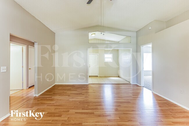 Building Photo - 468 Emerald Cove Loop