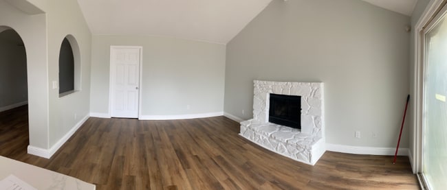 Building Photo - 8267 Moorhaven Way