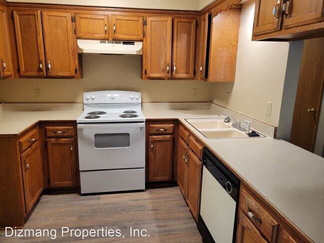 Building Photo - 2 br, 2 bath House - 3750 W. Sylvania