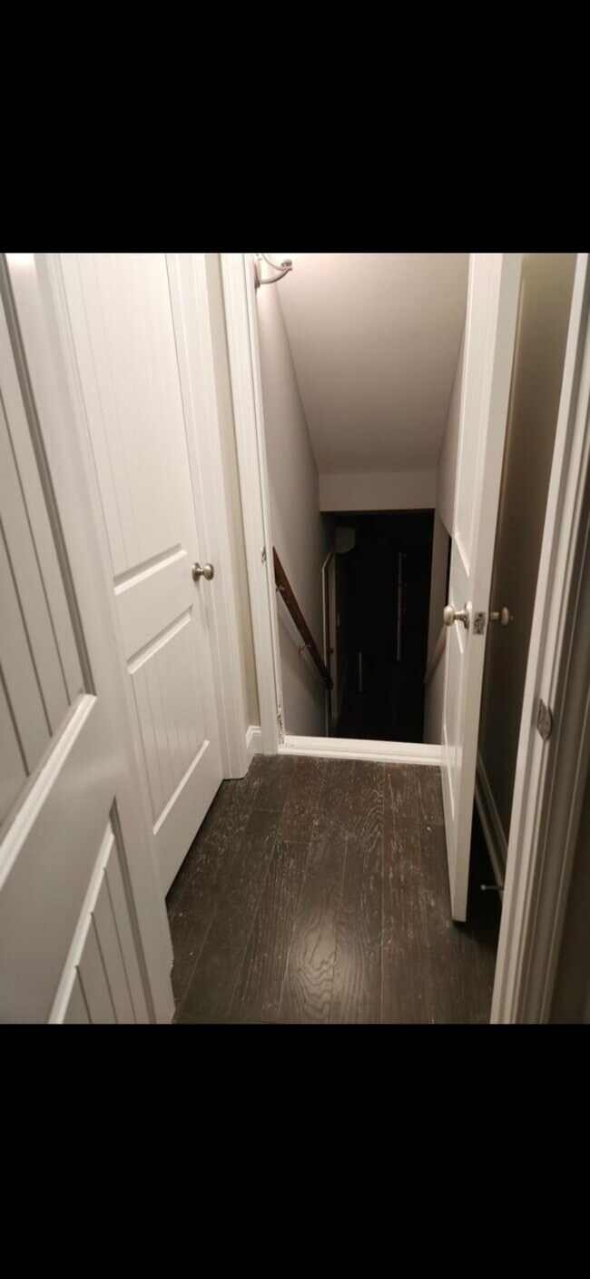 Foto del edificio - 218 Woodley Ct