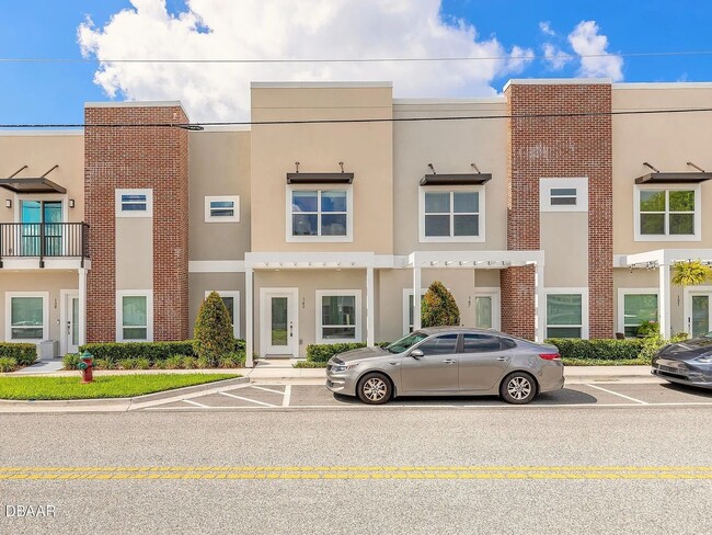 Foto del edificio - 143 W Fulton St