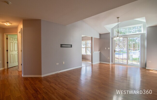 Foto del edificio - 2835 Rutland Cir