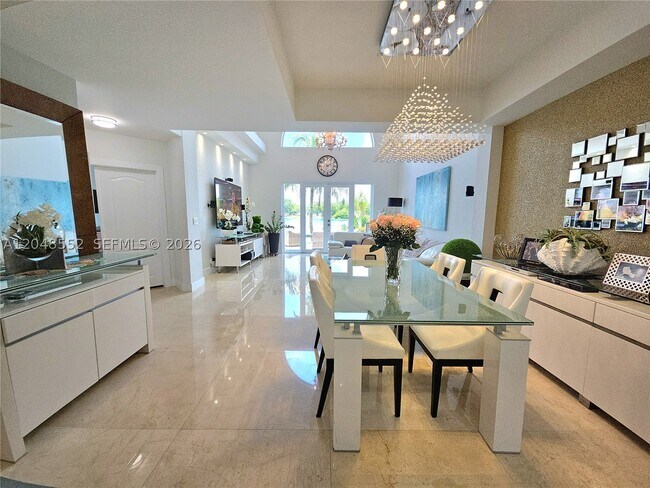 Foto del edificio - 783 NE 195th St