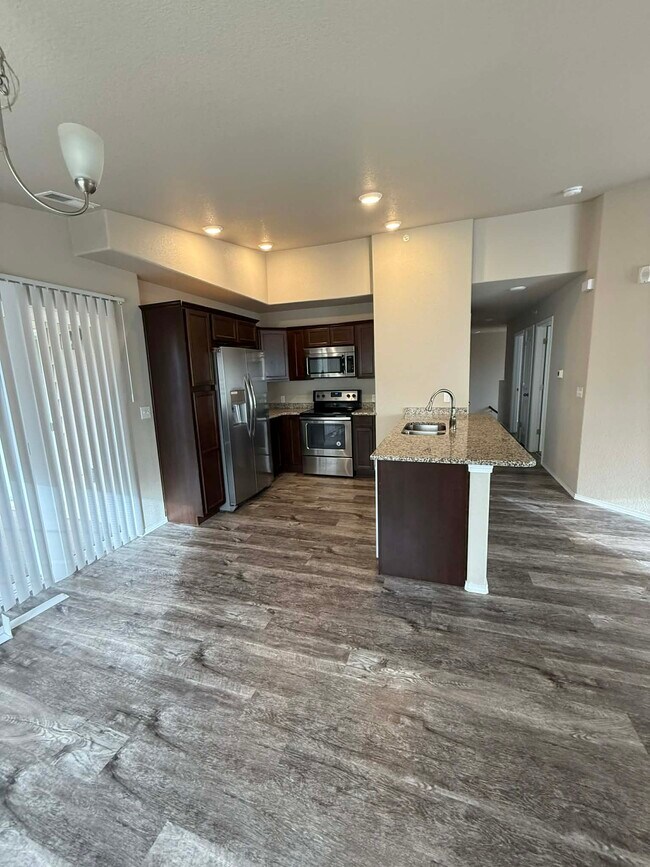 Foto del edificio - 1745 Flintshire St