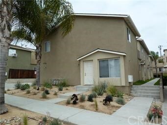 Foto principal - 1768 Newport Ave