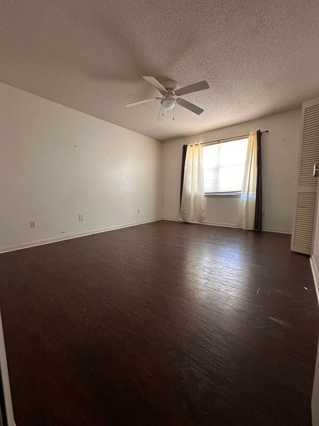 Building Photo - Daleville!!!  Minutes from the Ft Novosel ...