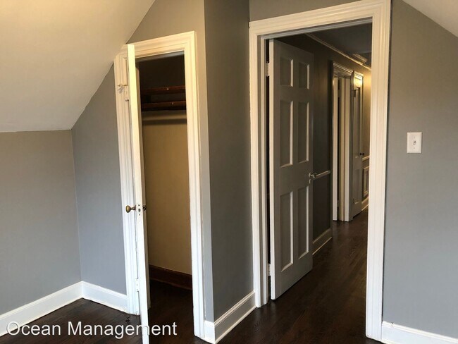 Building Photo - 4 br, 1.5 bath House - 658 Pine Rock Avenue