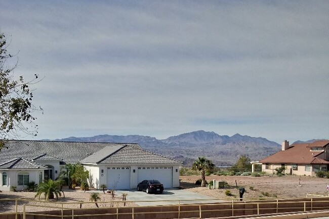 Beautiful Views! - 810 Indian Head Dr