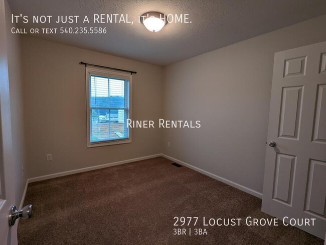 Building Photo - 2977 Locust Grv Ct