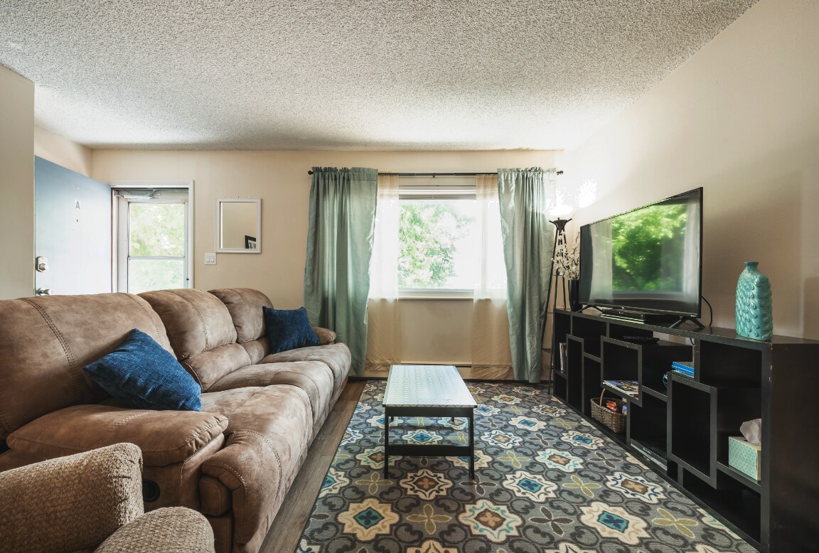 Foto principal - 1050 Westmoreland Rd