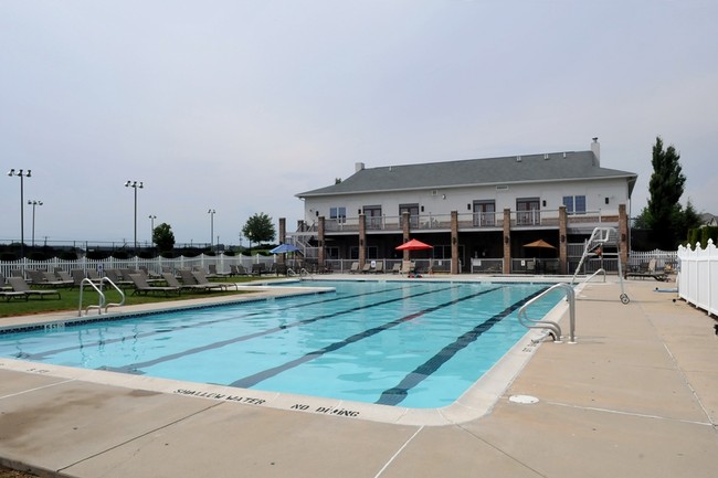 Pool - The Reserve and Gardens at Hershey Meadows