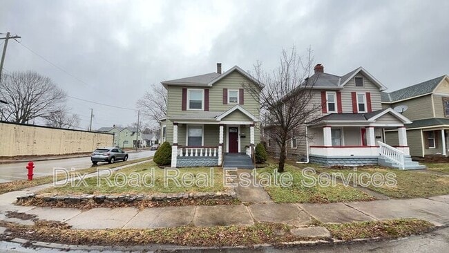 Foto del edificio - 1901 Tytus Ave