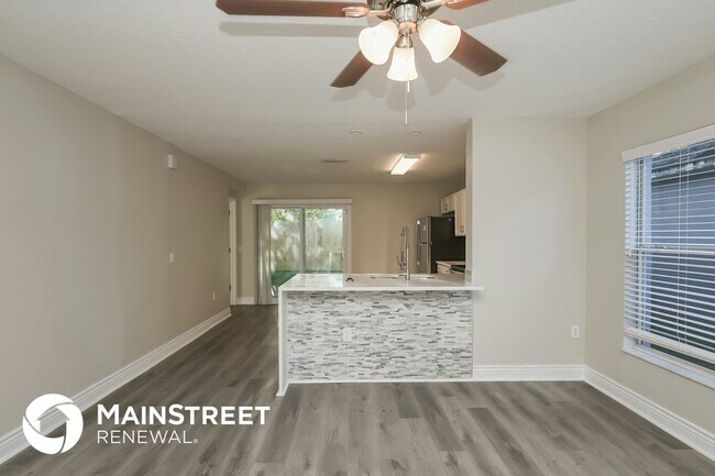 Building Photo - 11902 Mango Groves Blvd