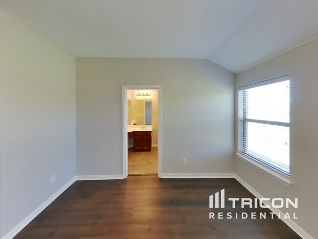 Foto del edificio - 12301 Hunters Cabin Court Burleson TX