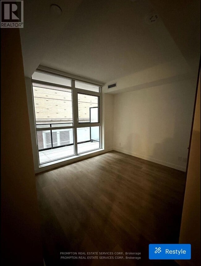 Building Photo - 38 Widmer St