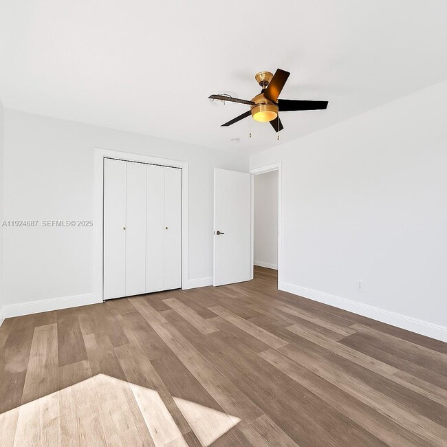 Foto del edificio - 1520 NE 14th Terrace