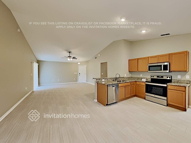 Building Photo - 4518 Fairway Oaks Dr