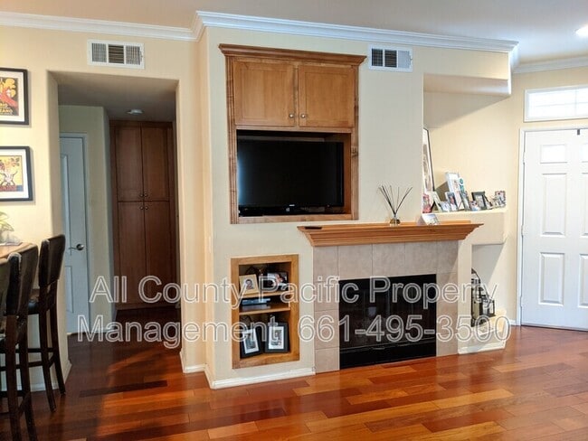 Foto del edificio - 17991 Lost Canyon Rd