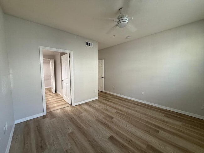 Foto del edificio - 3478 Westchester Square Blvd