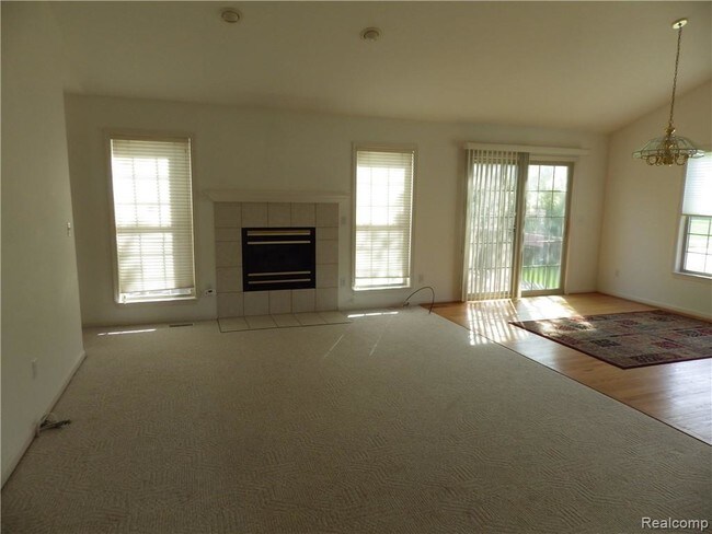Building Photo - 9606 Sunnywood Trail