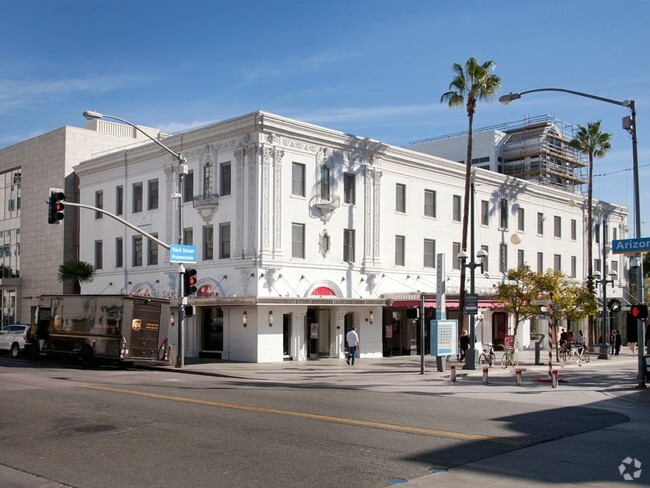 Building Photo - Criterion Promenade