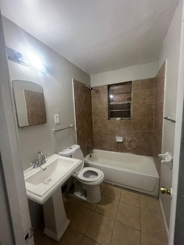Foto del edificio - 1591 Boxwood St