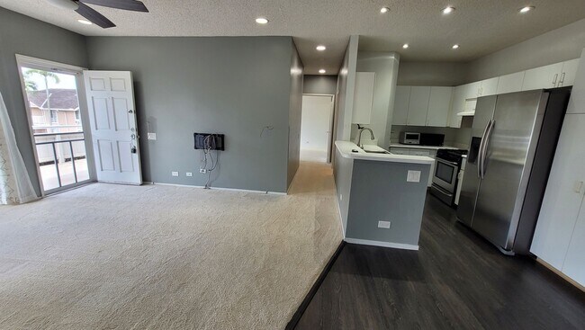 Foto del edificio - Centrally Located 2bd, 2bath, 2 pkg 1176sq...