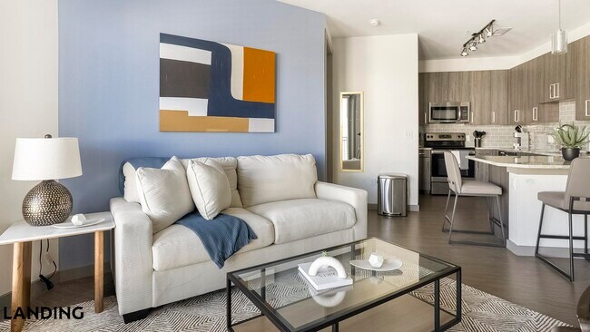 Building Photo - 101 S Center St