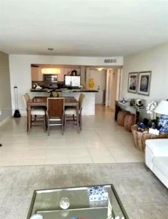 Building Photo - 2801 NE 183rd St