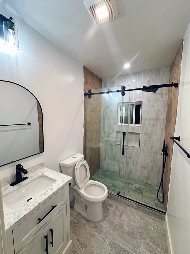 Building Photo - 345 N Broadmoor Ave