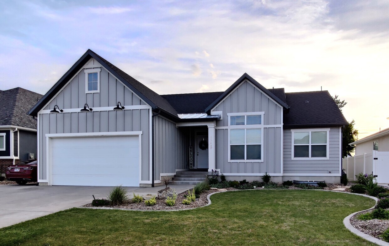 Foto principal - 6809 S Cook Dr