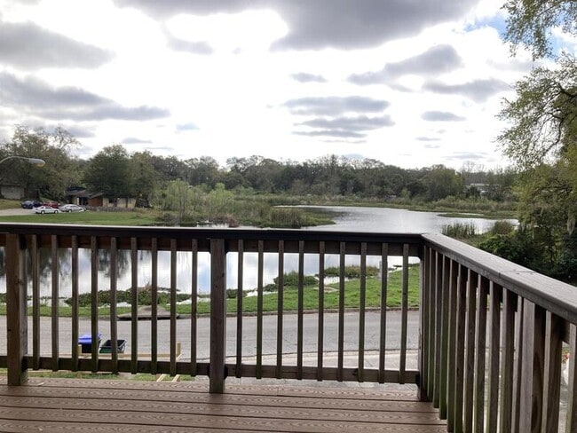 Photo - 901 Monroe Ct Apartment