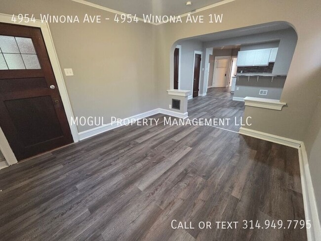Building Photo - 4954 Winona Ave