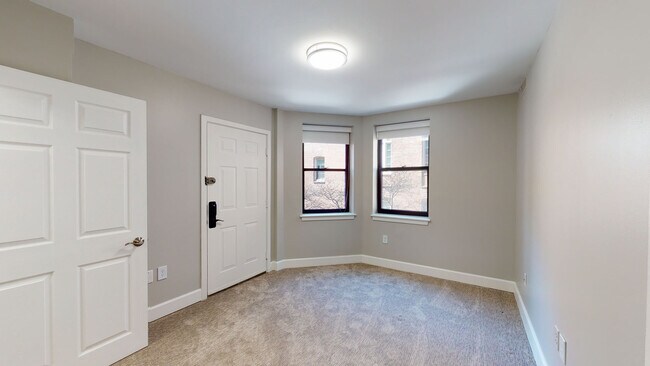 Building Photo - 238 W Canton St