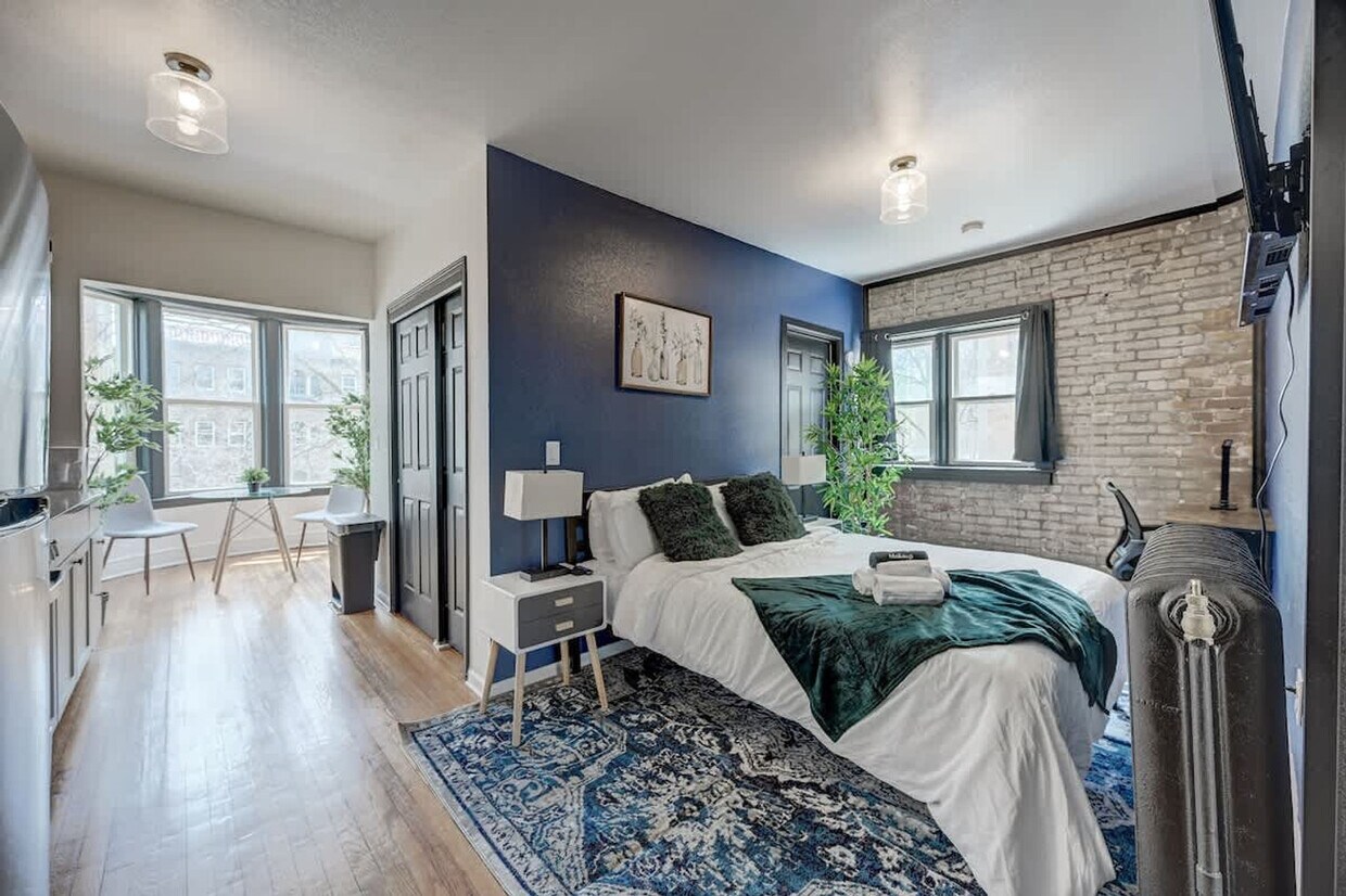 Foto principal - 1925 N Prospect Ave