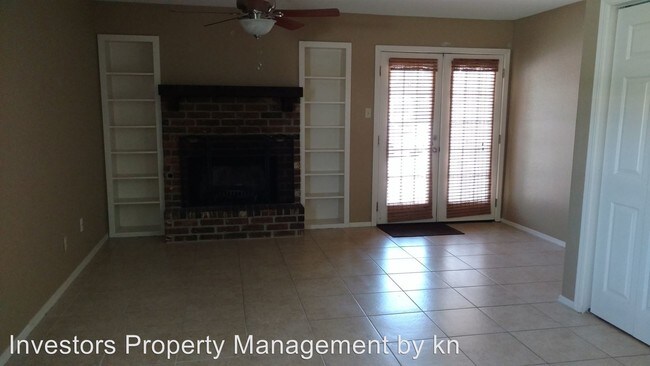 Foto del edificio - 5613 Gary St