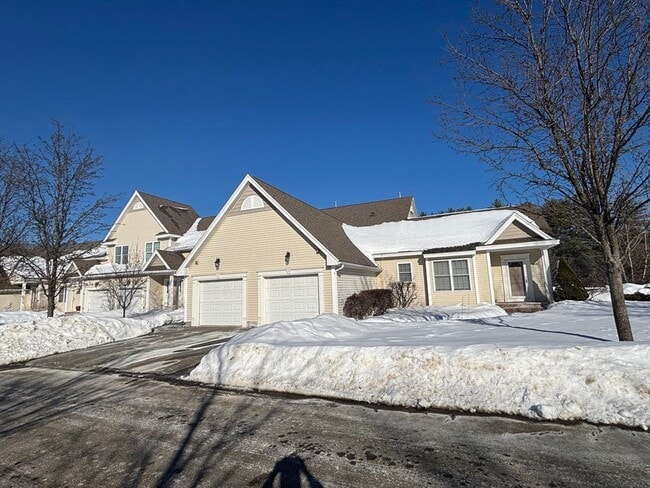 Foto del edificio - 501 Autumn Ridge Dr