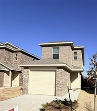 Building Photo - 2007 Delphine Dr